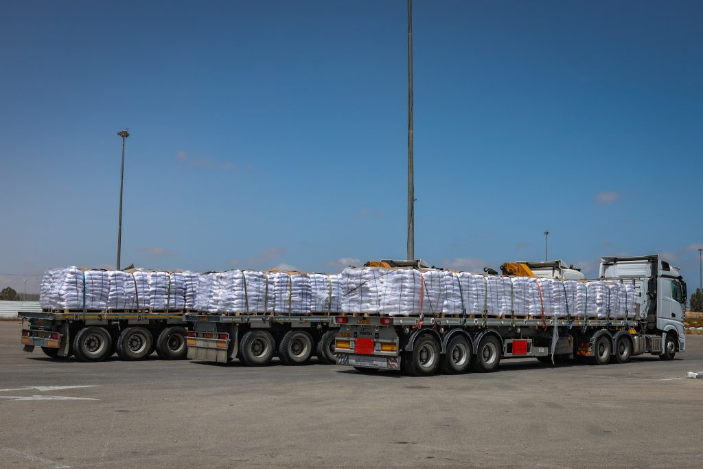 Aid trucks